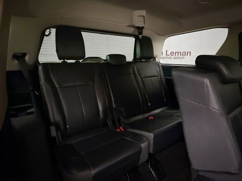 Used 2022 Ford Expedition XLT image 27