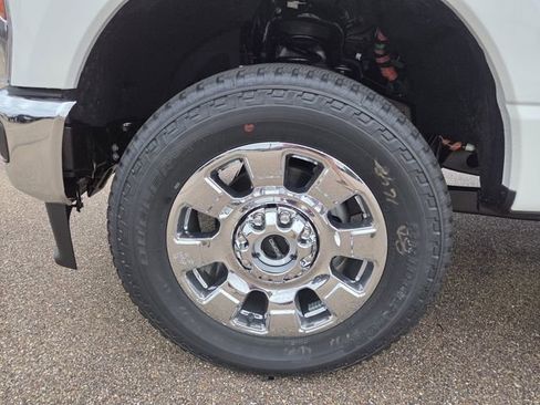 New 2026 Ford F250 4x4 Crew Cab Super Duty image 22