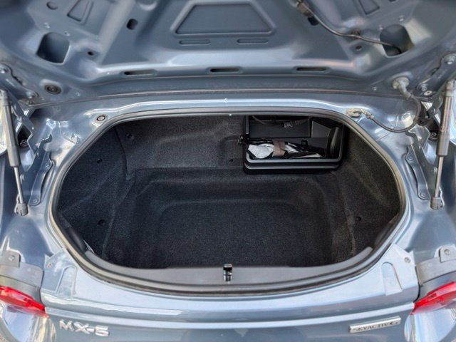 Used 2021 MAZDA MX-5 Miata RF Grand Touring RWD image 35