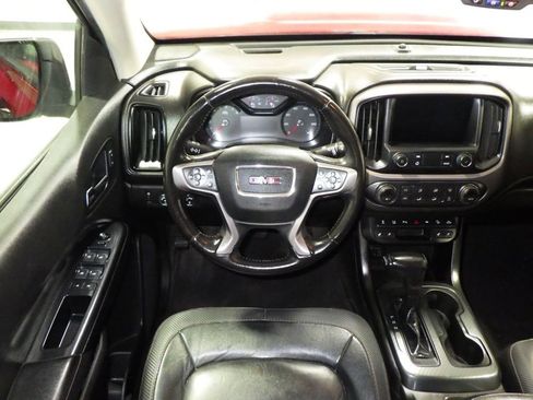 Used 2021 GMC Canyon AT4 w/ Driver Alert Package AWD/4WD image 9