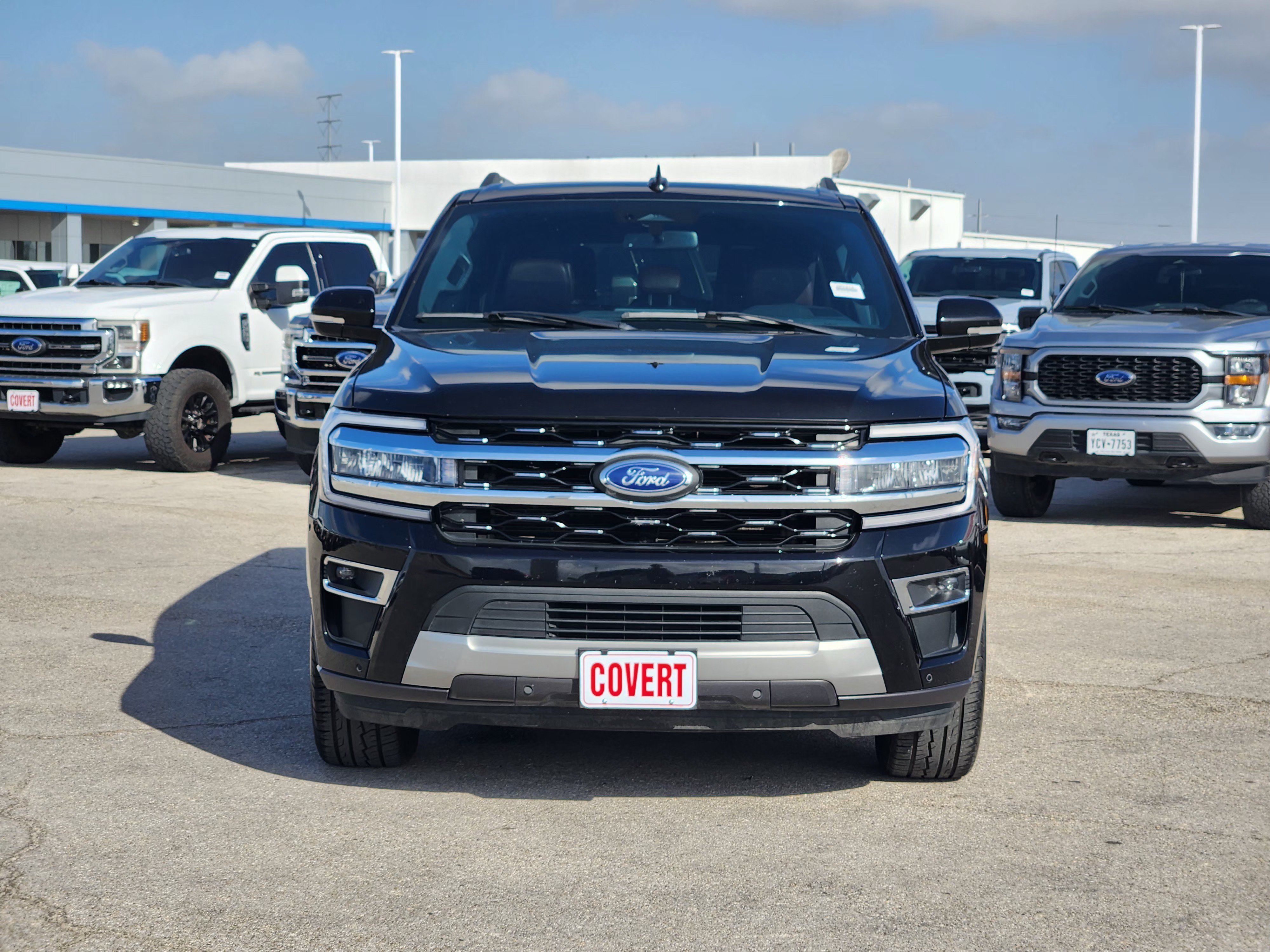 Used 2024 Ford Expedition Max Limited AWD/4WD image 2