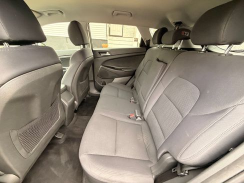 Used 2019 Hyundai Tucson Value AWD/4WD image 17