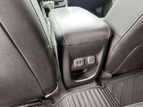 Used 2019 Chevrolet Colorado ZR2 image 11