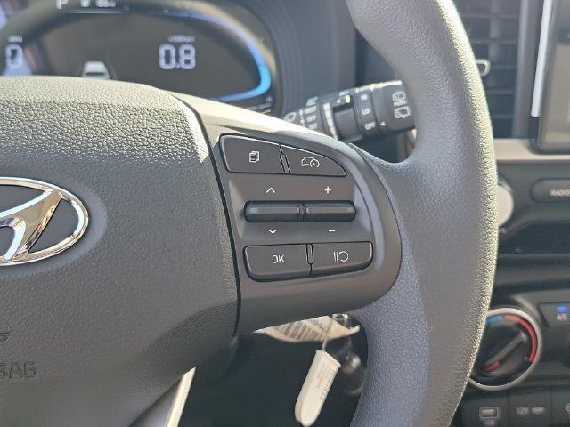 New 2026 Hyundai Venue SE FWD image 8