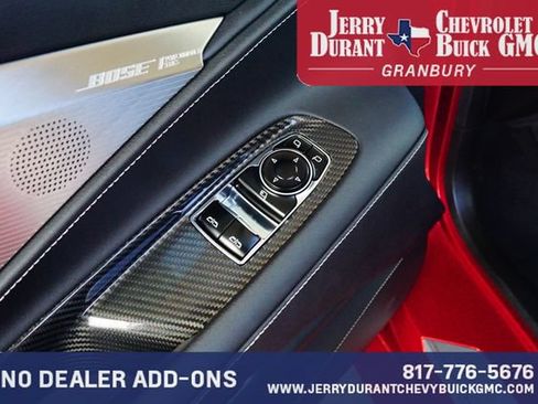 Used 2022 Chevrolet Corvette Stingray Preferred Cpe w/ Z51 Performance Package RWD image 17
