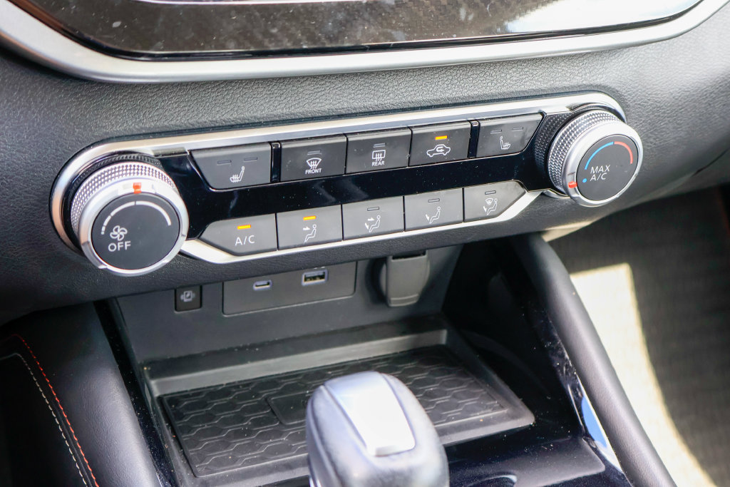 Used 2024 Nissan Altima 2.5 SR w/ SR Premium Package FWD image 15