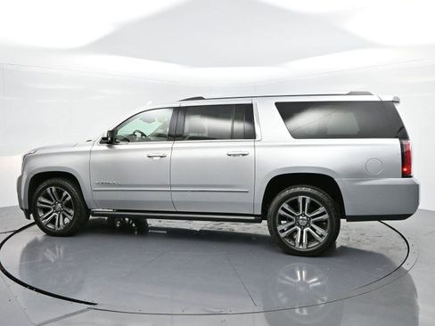 Used 2019 GMC Yukon XL Denali w/ Denali Ultimate Package image 4