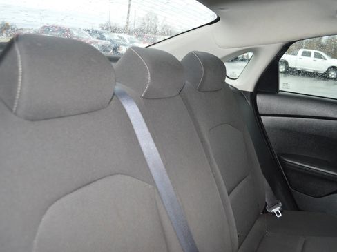 Used 2020 Kia Forte LXS image 28