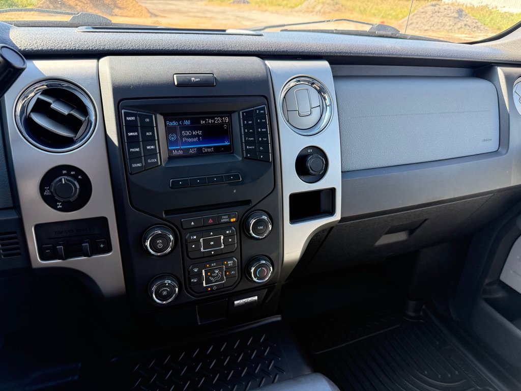 Used 2013 Ford F150 XLT w/ Luxury Equipment Group AWD/4WD image 13