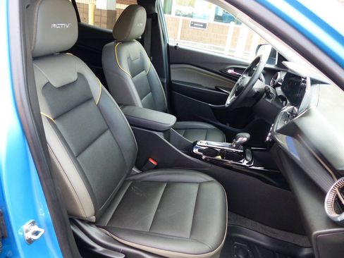 Used 2025 Chevrolet Trax ACTIV w/ Driver Confidence Package FWD image 45