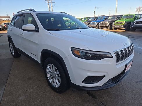 Used 2021 Jeep Cherokee Latitude image 13