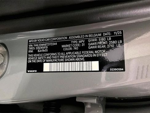 New 2026 Volvo V60 B5 Cross Country Plus w/ Climate Package image 9