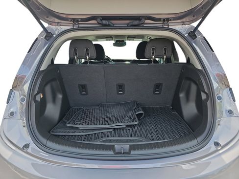 Used 2022 Chevrolet Bolt LT FWD image 26