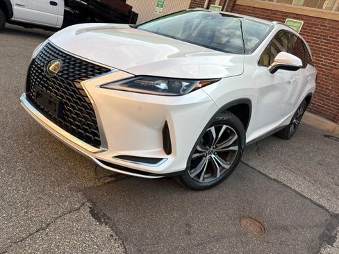 Used 2020 Lexus RX 350L Premium w/ Premium Package AWD/4WD image 4