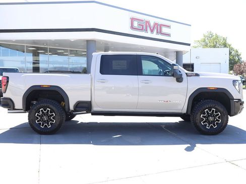 New 2026 GMC Sierra 2500 AT4X AWD/4WD image 7