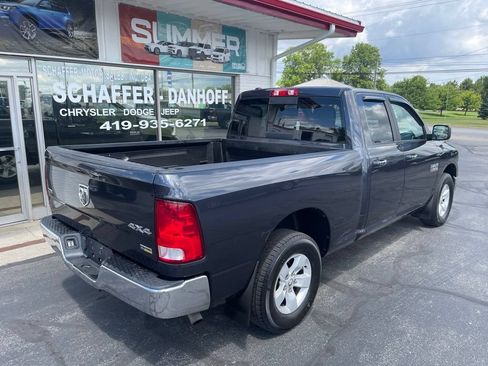 Used 2017 RAM 1500 Classic SLT AWD/4WD image 3