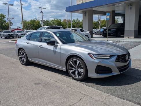 Certified 2025 Acura TLX w/ Technology Package image 2