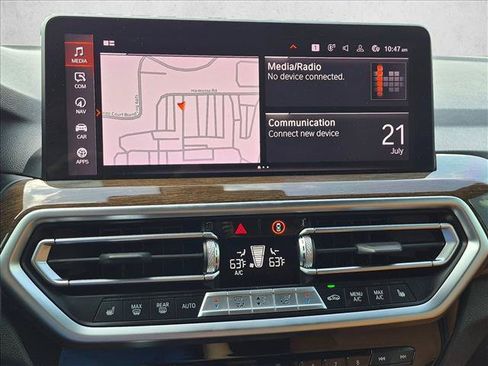 Used 2022 BMW X4 xDrive30i w/ Parking Assistance Package AWD/4WD image 10