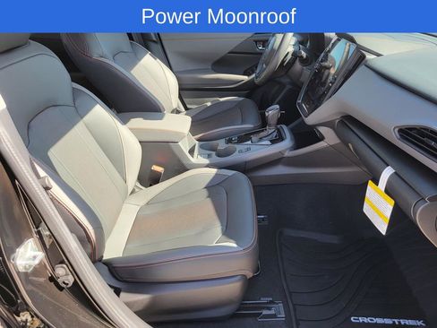 Certified 2025 Subaru Crosstrek 2.5i Limited w/ Crosstrek Mirror Package image 9