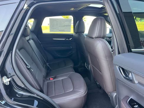 Used 2025 MAZDA CX-5 Signature image 18