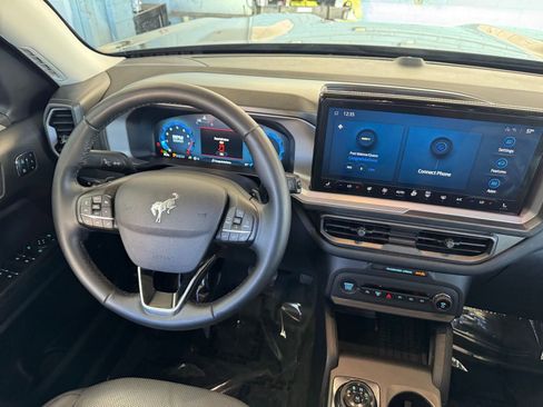 Used 2025 Ford Bronco Sport Badlands image 35