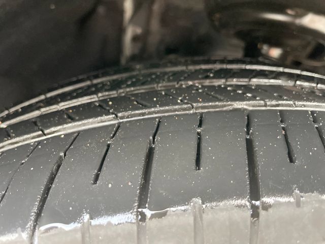 Used 2025 Toyota Sienna XLE FWD image 30