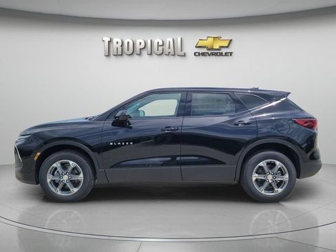 New 2026 Chevrolet Blazer LT FWD image 2
