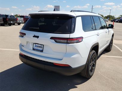 New 2025 Jeep Grand Cherokee L Altitude