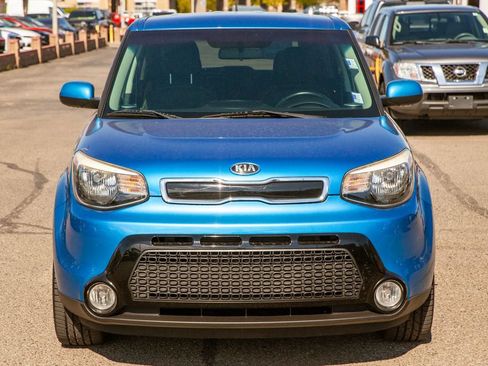 Used 2016 Kia Soul + w/ Designer's Package FWD image 3