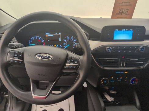 Used 2022 Ford Escape S image 20