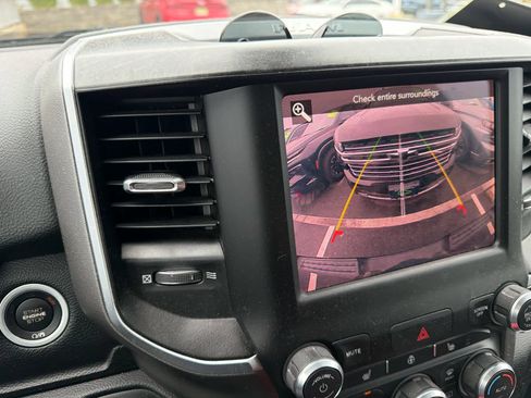 Used 2019 RAM 1500 Big Horn AWD/4WD image 10