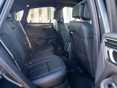 New 2026 Porsche Macan AWD/4WD image 25