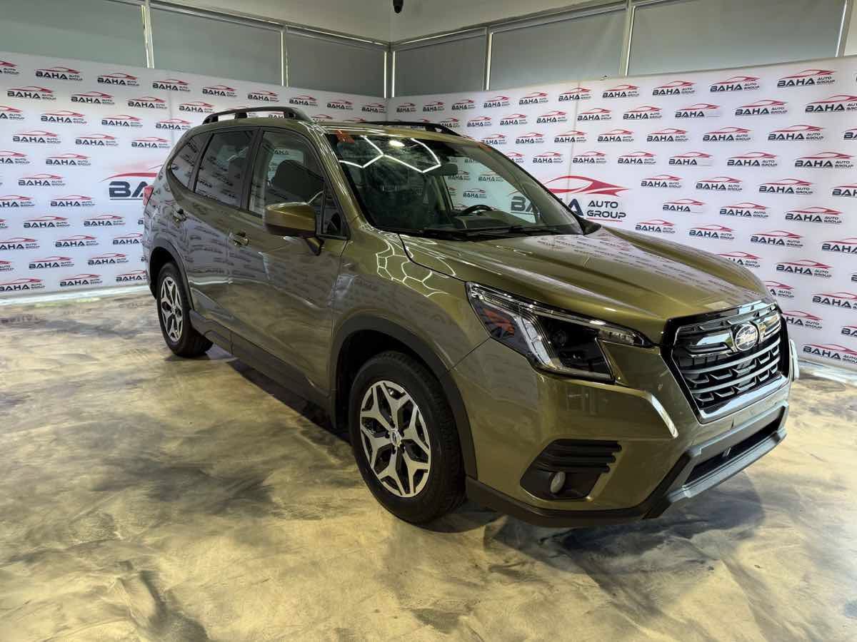 Used 2022 Subaru Forester Premium AWD/4WD image 3