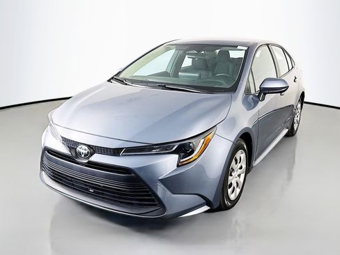 Used 2024 Toyota Corolla LE image 4