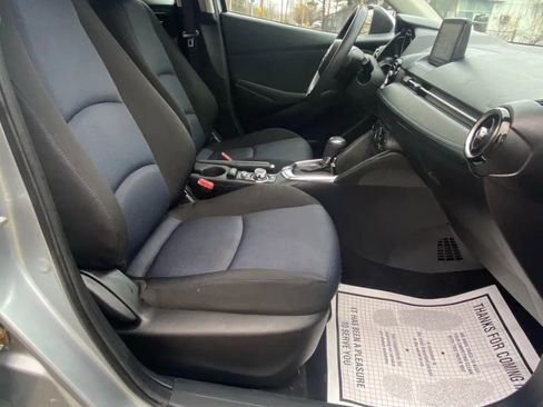 Used 2019 Toyota Yaris LE image 14