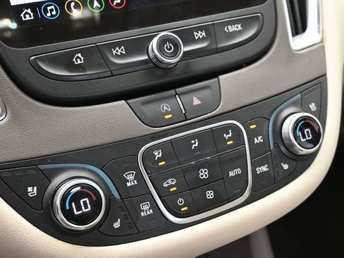 Used 2024 Chevrolet Malibu LT FWD image 36