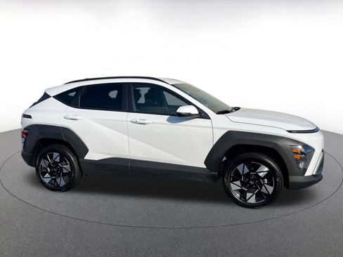 Used 2025 Hyundai Kona SEL image 15