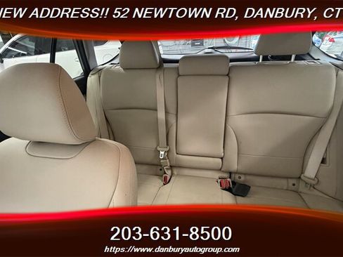 Used 2017 Subaru Outback 3.6R Limited AWD/4WD image 18