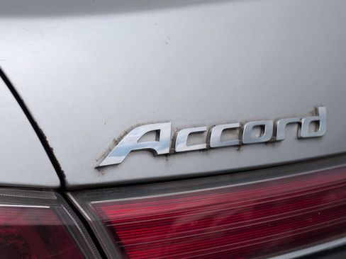 Used 2011 Honda Accord EX-L image 13