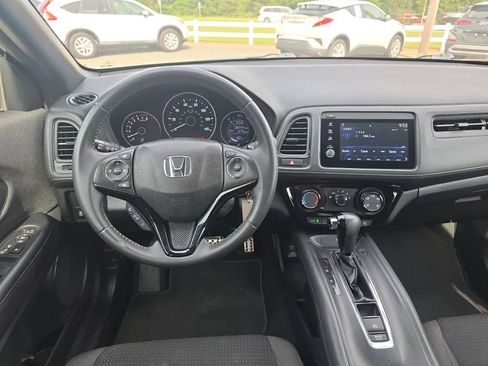 Used 2021 Honda HR-V Sport image 14