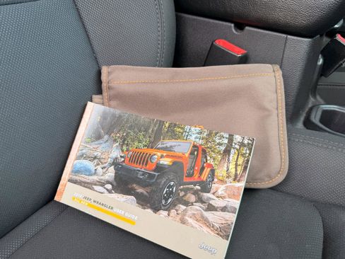 Used 2018 Jeep Wrangler Unlimited Sport S image 28