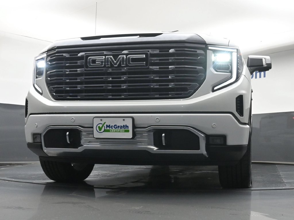 Used 2024 GMC Sierra 1500 Denali Ultimate AWD/4WD image 7