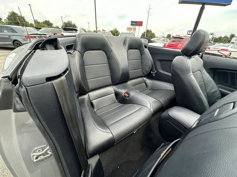 Used 2020 Ford Mustang Premium RWD image 25