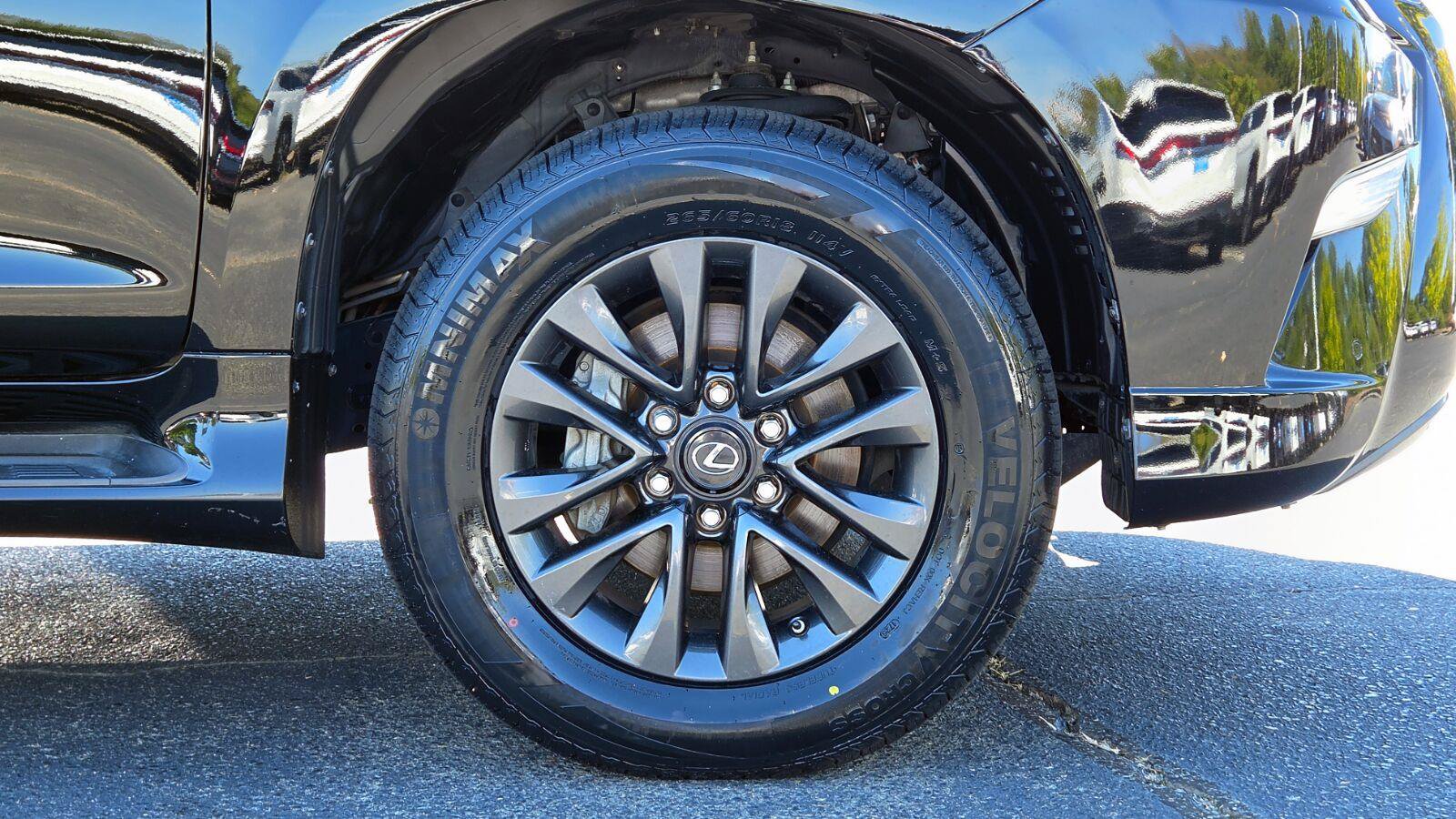 Used 2020 Lexus GX 460 Premium w/ Premium Package AWD/4WD image 19