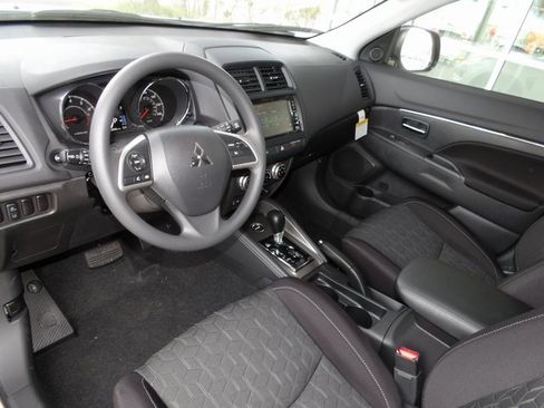 New 2025 Mitsubishi Outlander Sport SE image 11