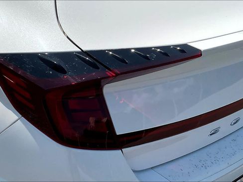 Used 2023 Hyundai Sonata SEL FWD image 28