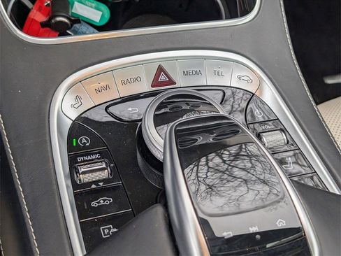 Used 2019 Mercedes-Benz S 560 Sedan image 31