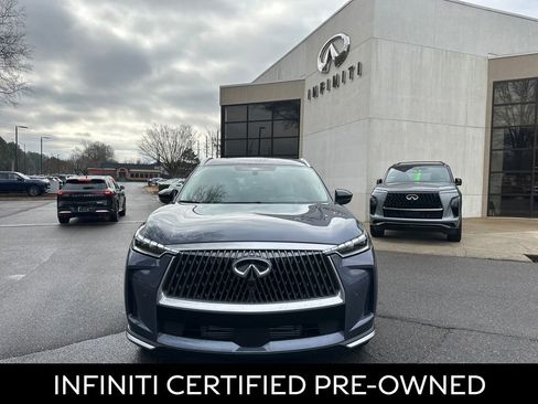 Certified 2026 INFINITI QX60 Luxe w/ Family Package image 3