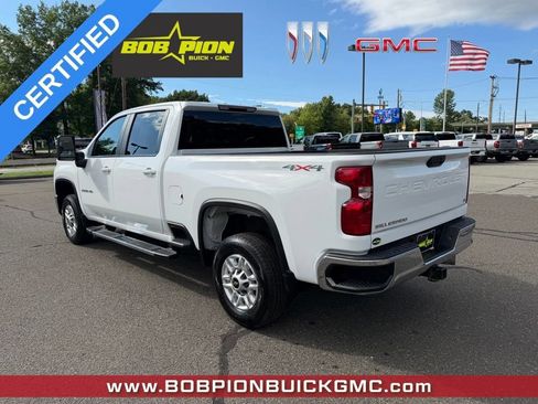 Used 2025 Chevrolet Silverado 2500 LT w/ Convenience Package AWD/4WD image 3