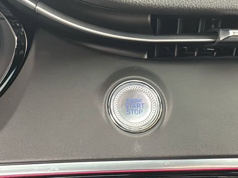 Used 2025 Genesis GV70 3.5T Sport image 24